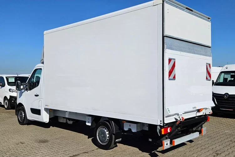 Renault Master Kontener 8 ePAL 84999zł NETTO 2.3 dCi/163KM zdjęcie 13