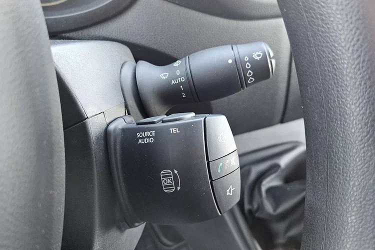 Renault Master Kontener 8 ePAL 84999zł NETTO 2.3 dCi/163KM zdjęcie 24