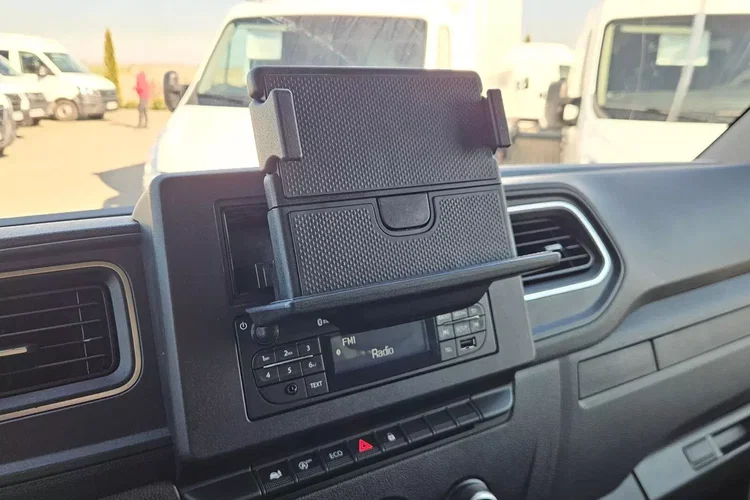 Renault Master Kontener 8 ePAL 84999zł NETTO 2.3 dCi/163KM zdjęcie 27