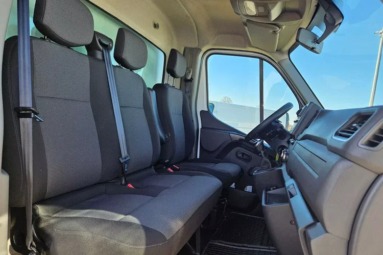 Renault Master Kontener 8 ePAL 84999zł NETTO 2.3 dCi/163KM zdjęcie 29