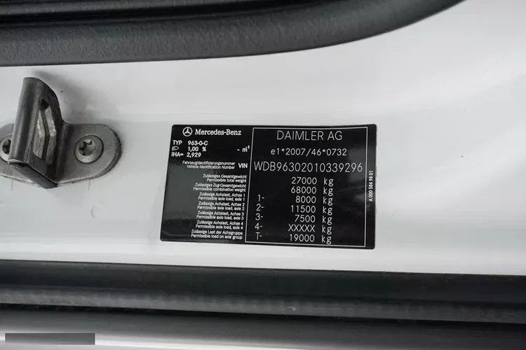 Mercedes ACTROS / 2553 / EURO 6 / CHŁODNIA + WINDA / 23 PALETY / OŚ SKRĘTNA zdjęcie 11