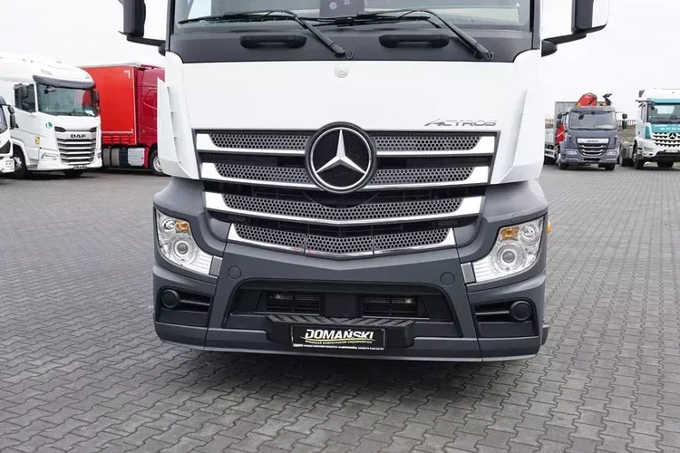 Mercedes ACTROS / 2553 / EURO 6 / CHŁODNIA + WINDA / 23 PALETY / OŚ SKRĘTNA zdjęcie 23