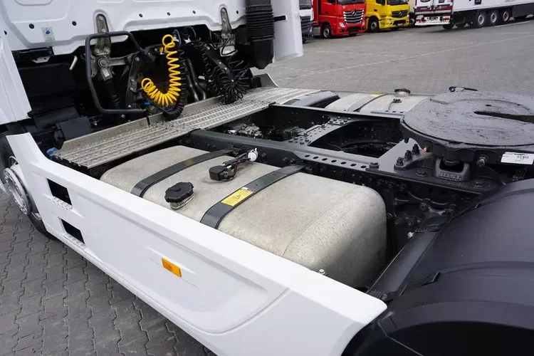 Mercedes ACTROS / 1851 / E 6 / MP 5 / RETARDER / I - COOL / BIG SPACE zdjęcie 10
