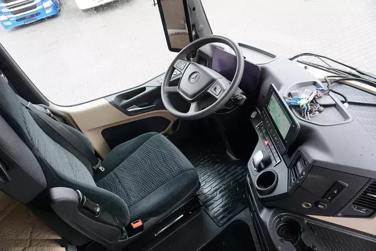 Mercedes ACTROS / 1851 / E 6 / MP 5 / RETARDER / I - COOL / BIG SPACE zdjęcie 13