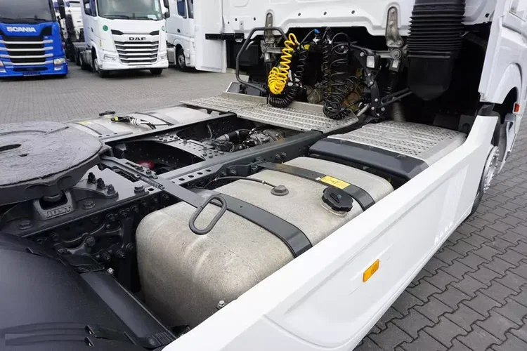 Mercedes ACTROS / 1851 / E 6 / MP 5 / RETARDER / I - COOL / BIG SPACE zdjęcie 14