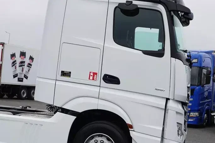 Mercedes ACTROS / 1851 / E 6 / MP 5 / RETARDER / I - COOL / BIG SPACE zdjęcie 34