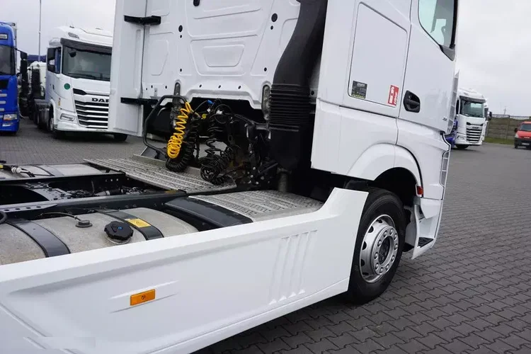 Mercedes ACTROS / 1851 / E 6 / MP 5 / RETARDER / I - COOL / BIG SPACE zdjęcie 40