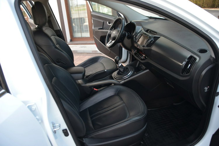 Kia Sportage 1.7CRDI Skóra Navi Xenon Kamera Led ParkAsist KayLess zdjęcie 24