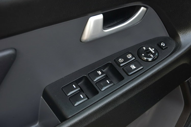 Kia Sportage 1.7CRDI Skóra Navi Xenon Kamera Led ParkAsist KayLess zdjęcie 29