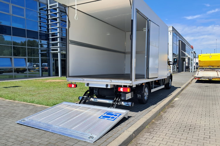 IVECO Daily 35S18HA8 zdjęcie 15