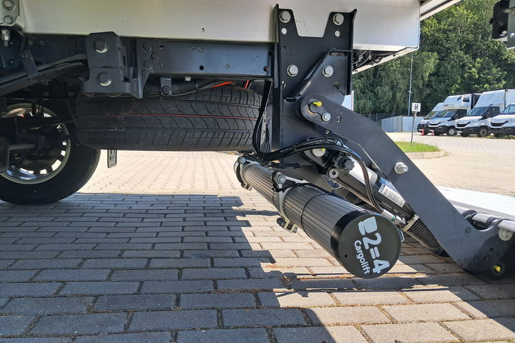 IVECO Daily 35S18HA8 zdjęcie 17