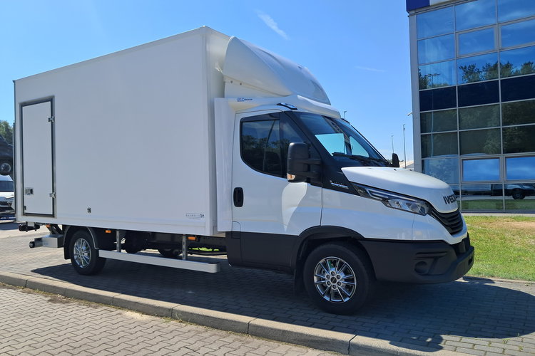 IVECO Daily 35S18HA8 zdjęcie 20