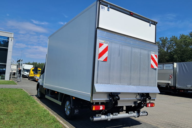 IVECO Daily 35S18HA8 zdjęcie 5