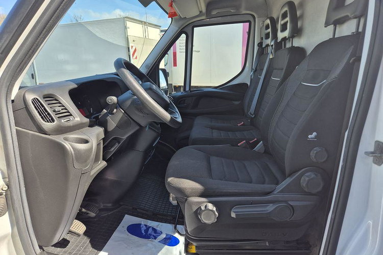 IVECO DAILY 35S18 zdjęcie 7