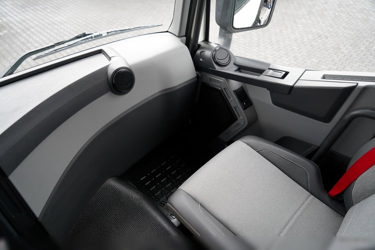 Renault C 430 / 6x4 / WYWROTKA 2 STRONNA / HYDROBURTA + HDS HIAB 211 EP-3 / EURO 6 / STEROWANIE RADIOWE / ROTATOR / ŁYŻKA zdjęcie 46