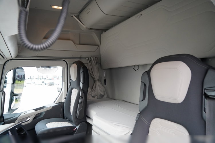 Ford F-MAX 500 / HYDRAULIKA / KLIMA POSTOJOWA zdjęcie 25