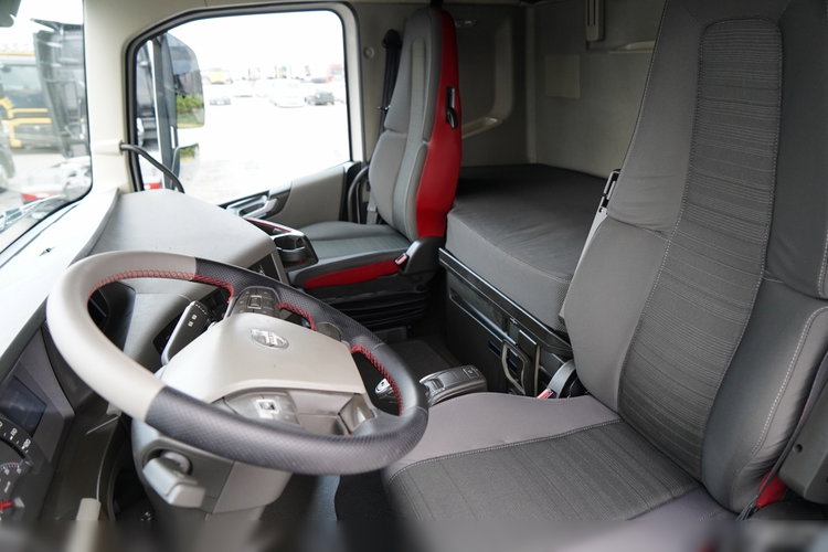 Volvo FH 500 / KLIMA POSTOJOWA / I-SHIFT zdjęcie 23