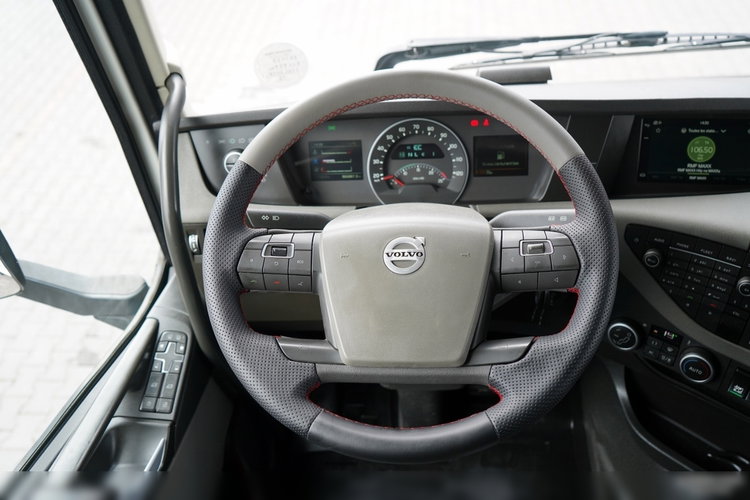 Volvo FH 500 / KLIMA POSTOJOWA / I-SHIFT zdjęcie 27