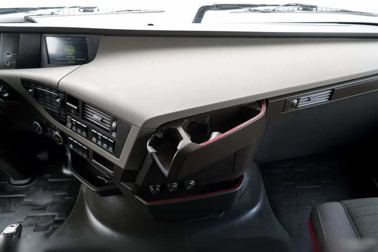 Volvo FH 500 / KLIMA POSTOJOWA / I-SHIFT zdjęcie 29