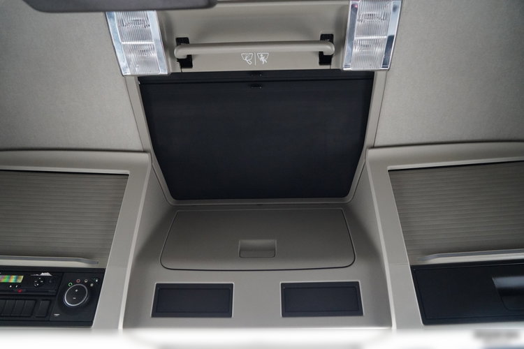 Volvo FH 500 / KLIMA POSTOJOWA / I-SHIFT zdjęcie 32