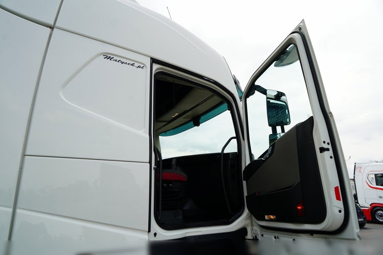 Volvo FH 500 / KLIMA POSTOJOWA / I-SHIFT zdjęcie 34