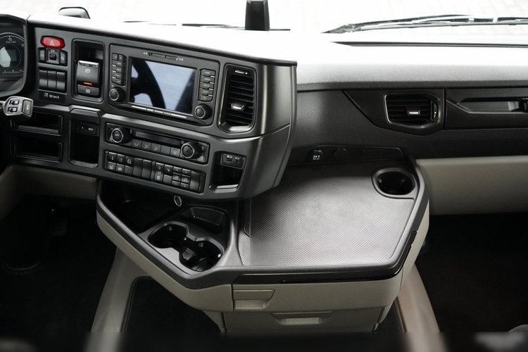 Scania R 450 / RETARDER / KLIMATYZACJA POSTOJOWA / OPONY 100% / PO ZŁOTYM KONTRAKCIE zdjęcie 29