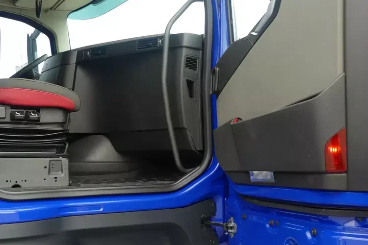 Volvo FH4 460 / EURO 6 / AUTOMAT / I -SHIFT / zdjęcie 20