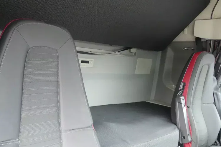 Volvo FH4 460 / EURO 6 / AUTOMAT / I -SHIFT / zdjęcie 22