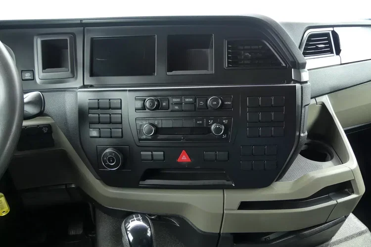 TGS 41.470 / 8x8 / WYWROTKA MEILLER / MANUAL / NISKI PRZEBIEG / zdjęcie 29