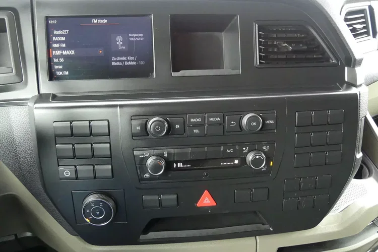 TGS 41.470 / 8x8 / WYWROTKA MEILLER / MANUAL / NISKI PRZEBIEG / zdjęcie 30