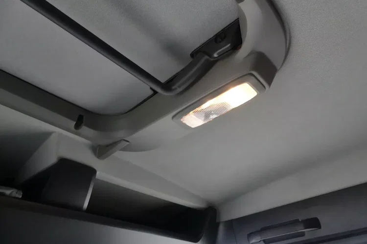 TGS 41.470 / 8x8 / WYWROTKA MEILLER / MANUAL / NISKI PRZEBIEG / zdjęcie 33