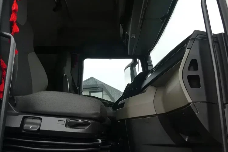 MAN TGX 18.470 / HYDRAULIKA / AUTOMAT / EURO 6 / STANDARD / zdjęcie 28