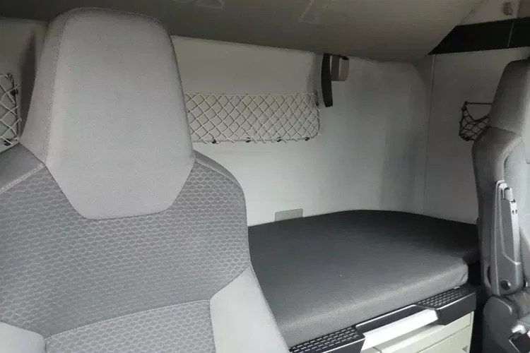 MAN TGX 18.470 / HYDRAULIKA / AUTOMAT / EURO 6 / STANDARD / zdjęcie 29