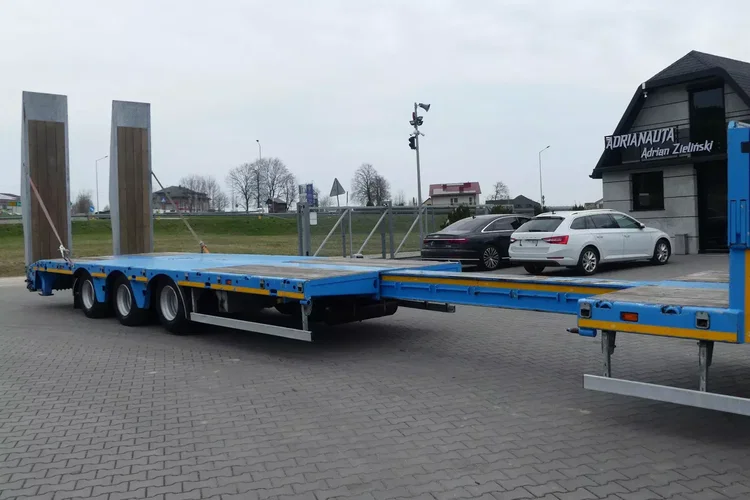 BODEX NISKOPODWOZIOWA / ROZCIĄGANA 3m / WCIĄGARKA / zdjęcie 2