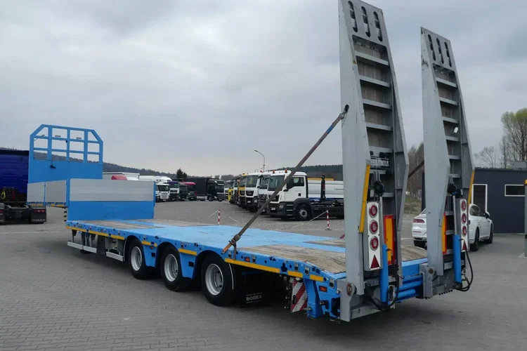 BODEX NISKOPODWOZIOWA / ROZCIĄGANA 3m / WCIĄGARKA / zdjęcie 7