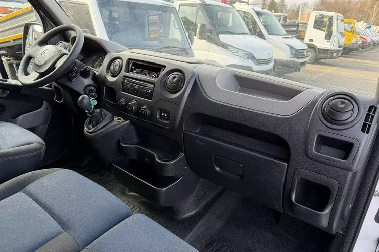 Renault Master zdjęcie 30
