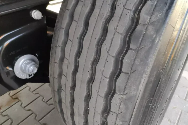 Kogel 3 Osie SAF Oś Podnoszona Standard Wysokość 2.76 2017r zdjęcie 15