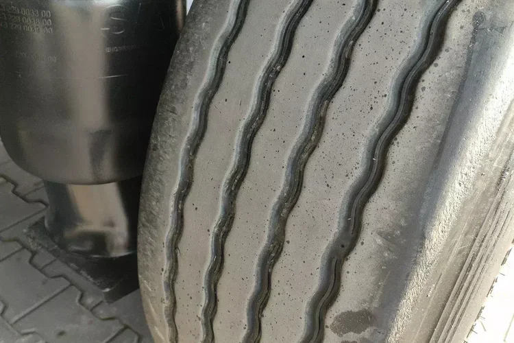 Kogel 3 Osie SAF Oś Podnoszona Standard Wysokość 2.76 2017r zdjęcie 17