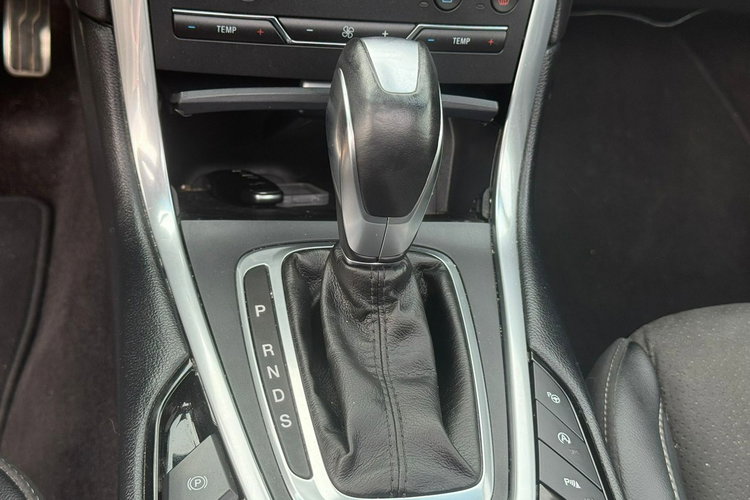 Ford EDGE 2.0 tdci 210 KM sport max wyposażenie full led panorama radar Navi kam zdjęcie 12