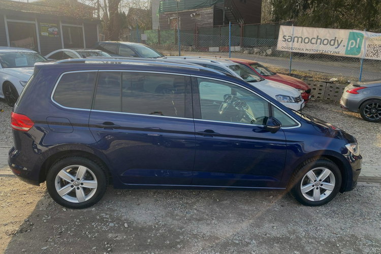 Volkswagen Touran 1.4tsi pasek nowy polski salon High line 1 wl full led navi kamera 7o zdjęcie 19
