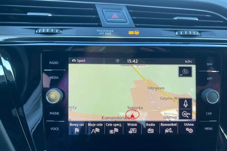 Volkswagen Touran 1.4tsi pasek nowy polski salon High line 1 wl full led navi kamera 7o zdjęcie 22