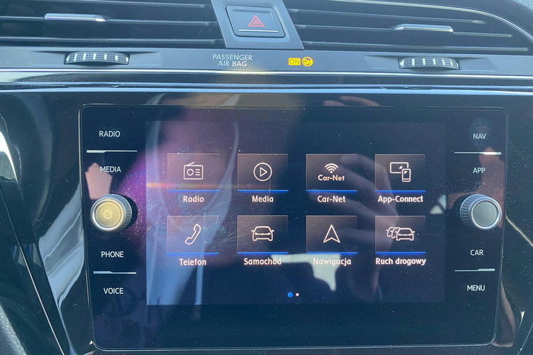 Volkswagen Touran 1.4tsi pasek nowy polski salon High line 1 wl full led navi kamera 7o zdjęcie 26