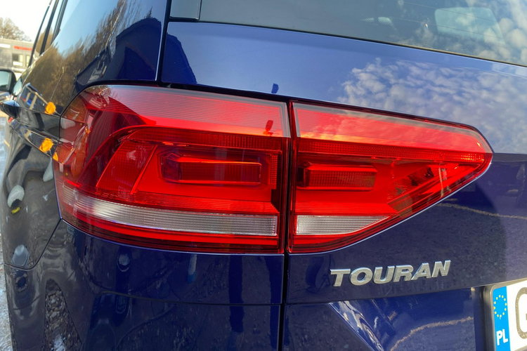 Volkswagen Touran 1.4tsi pasek nowy polski salon High line 1 wl full led navi kamera 7o zdjęcie 29