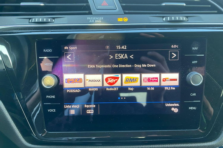 Volkswagen Touran 1.4tsi pasek nowy polski salon High line 1 wl full led navi kamera 7o zdjęcie 34