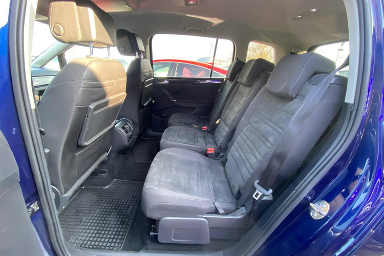 Volkswagen Touran 1.4tsi pasek nowy polski salon High line 1 wl full led navi kamera 7o zdjęcie 35