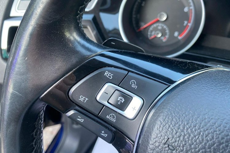 Volkswagen Touran 1.4tsi pasek nowy polski salon High line 1 wl full led navi kamera 7o zdjęcie 40