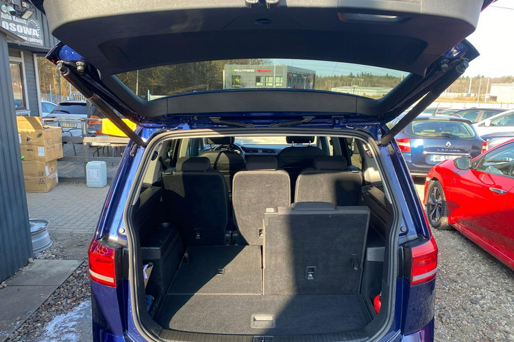 Volkswagen Touran 1.4tsi pasek nowy polski salon High line 1 wl full led navi kamera 7o zdjęcie 50