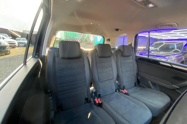 Volkswagen Touran 1.4tsi pasek nowy polski salon High line 1 wl full led navi kamera 7o zdjęcie 54