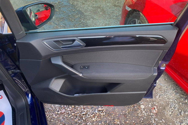 Volkswagen Touran 1.4tsi pasek nowy polski salon High line 1 wl full led navi kamera 7o zdjęcie 56
