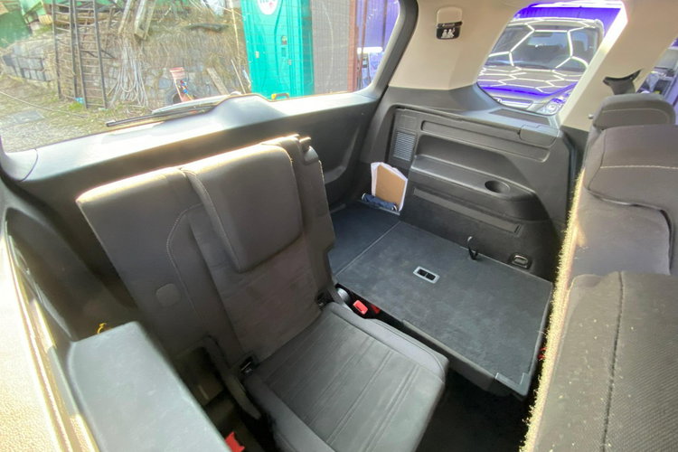 Volkswagen Touran 1.4tsi pasek nowy polski salon High line 1 wl full led navi kamera 7o zdjęcie 57